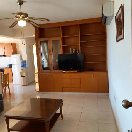 Kyriakos Court Guest house